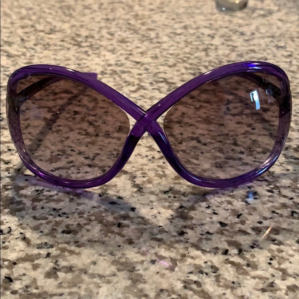 Purple Whitney Tom Ford sun glasses